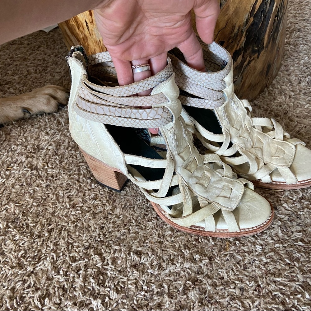 Freebird Penny Size 9 Women’s Sandals